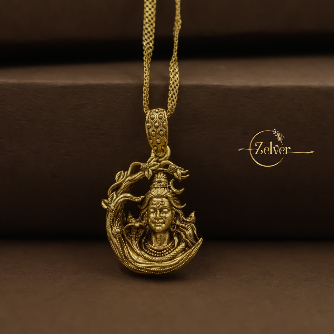 Divine Tranquility – Shiva ‘C’ Pendant