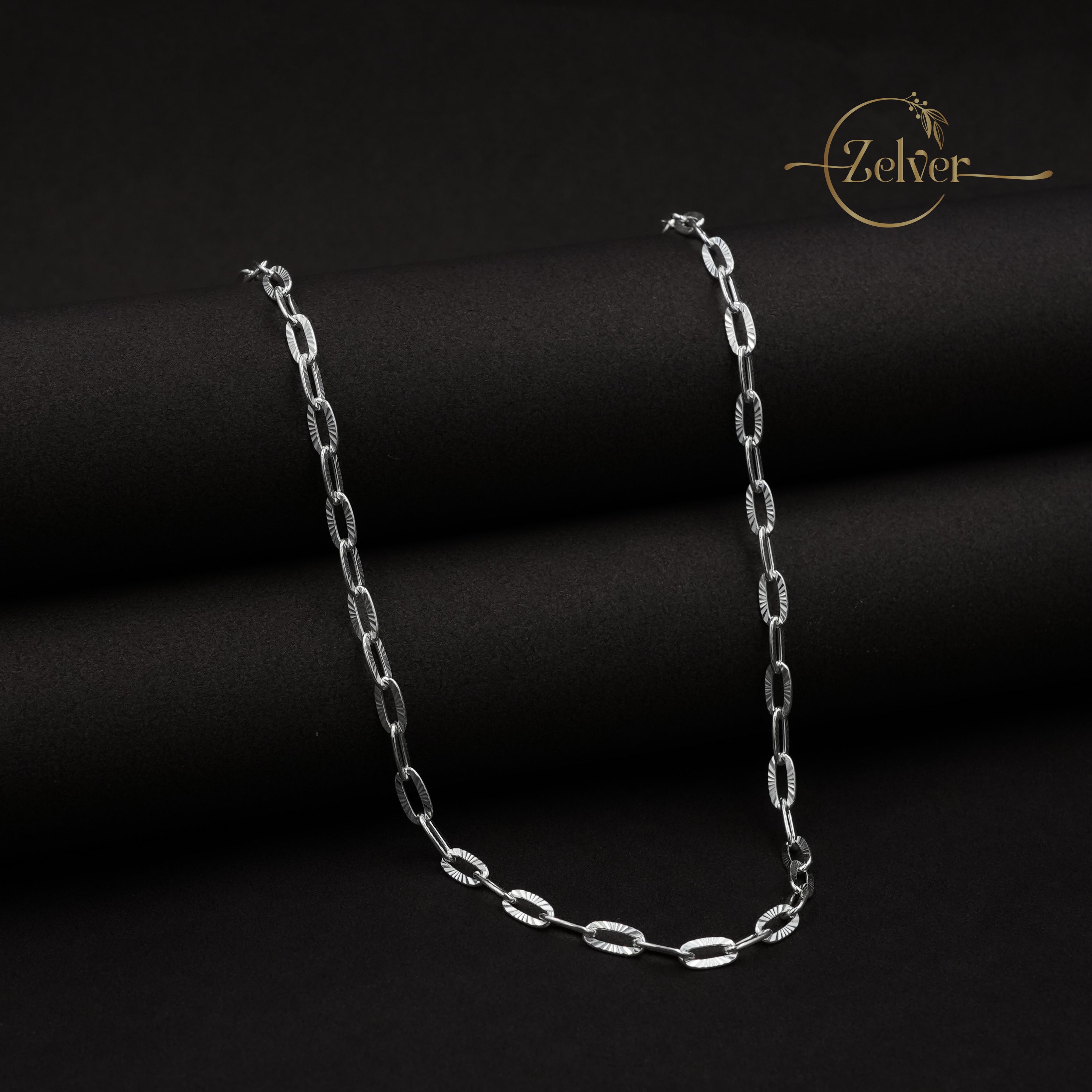The Silver Sunburst: Textured Oval Link Chain | 925 Sterling Silver