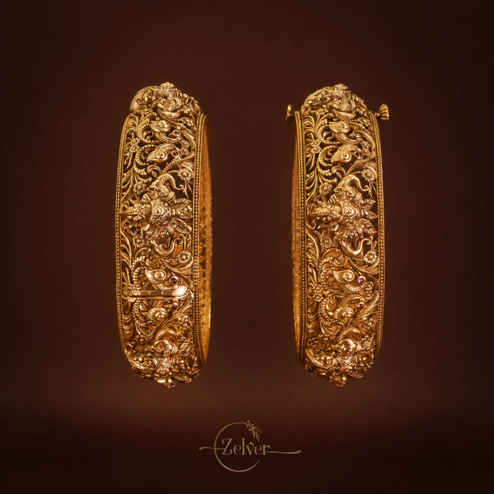 Plain Antique Gold-Plated Silver Nakshi Screw Kada - Pair