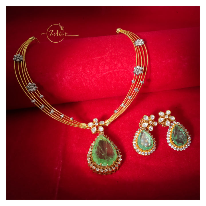 Emerald Green Stone Studded Hasli Necklace Set in 925 Sterling Silver