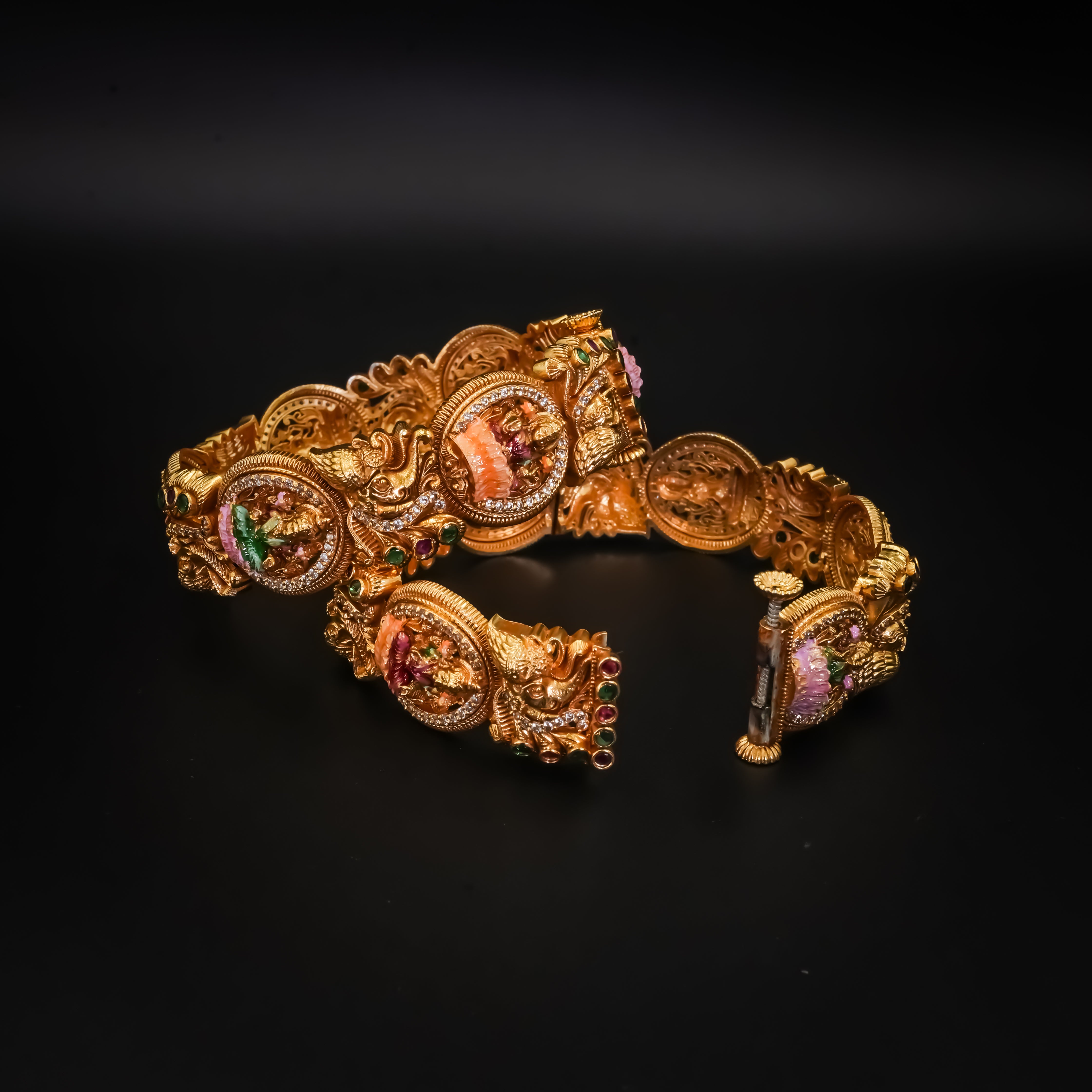 Antique Gold Lakshmi Motif Screw Kada - Pair